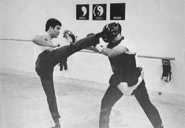 Arti Marziali e Sport da Combattimento - Discipline | MMA - Kickboxing - BJJ 4