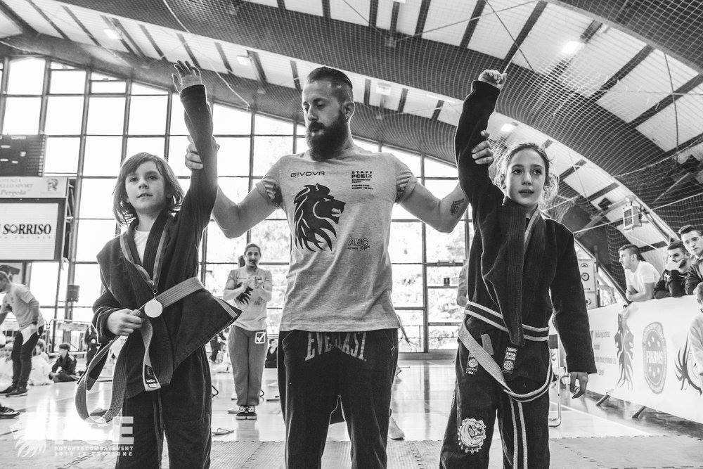 Arti Marziali e Sport da Combattimento - ARTI MARZIALI EDUCATIVE - Progetto Scolastico 3
