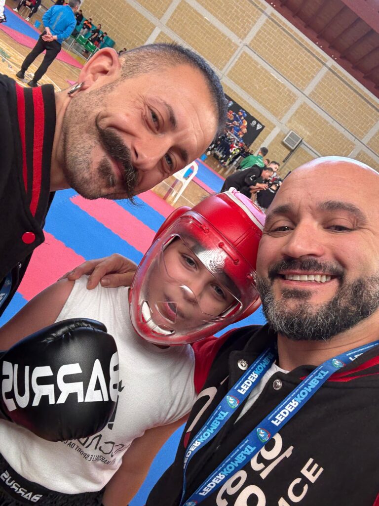 Accademia delle Arti Marziali e Sport da Combattimento - Tutto inizia sempre così 6 Arti Marziali e Sport da Combattimento - Tutto inizia sempre così 6