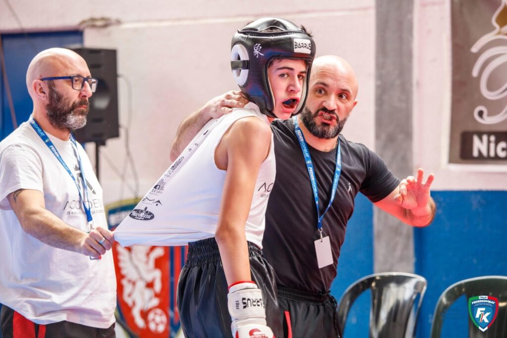 Arti Marziali e Sport da Combattimento - Ci sono persone che nello sport non entrano, ci si tuffano dentro! 4